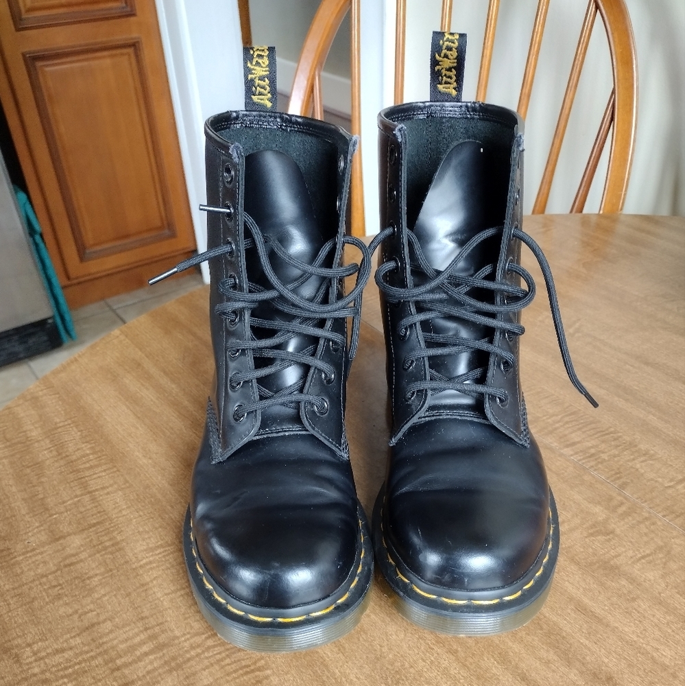 Doc Martens 1460 Size 9